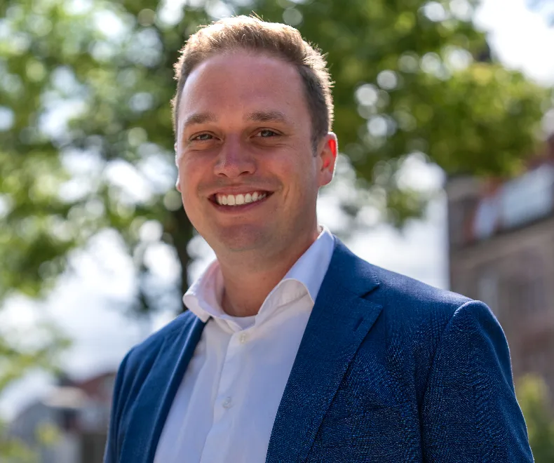 Layer Four Group: Chef Jan Scheller im Interview