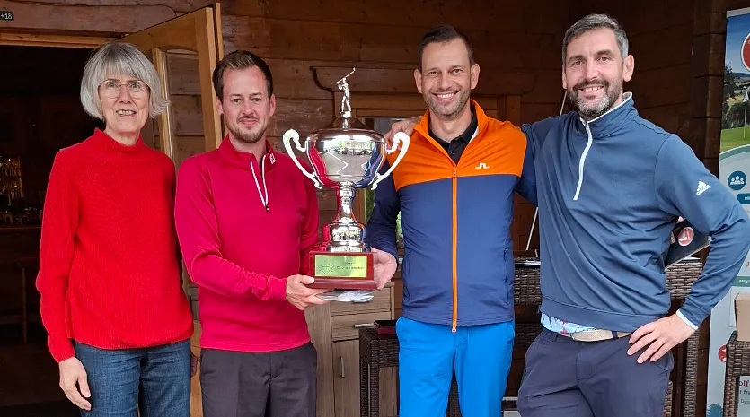 Einbecker Golfer kämpfen in den Vierer-Clubmeisterschaften