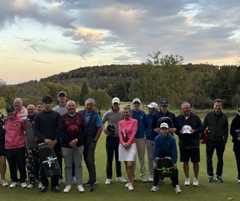 Wer gewinnt beim Playing against the Pros?