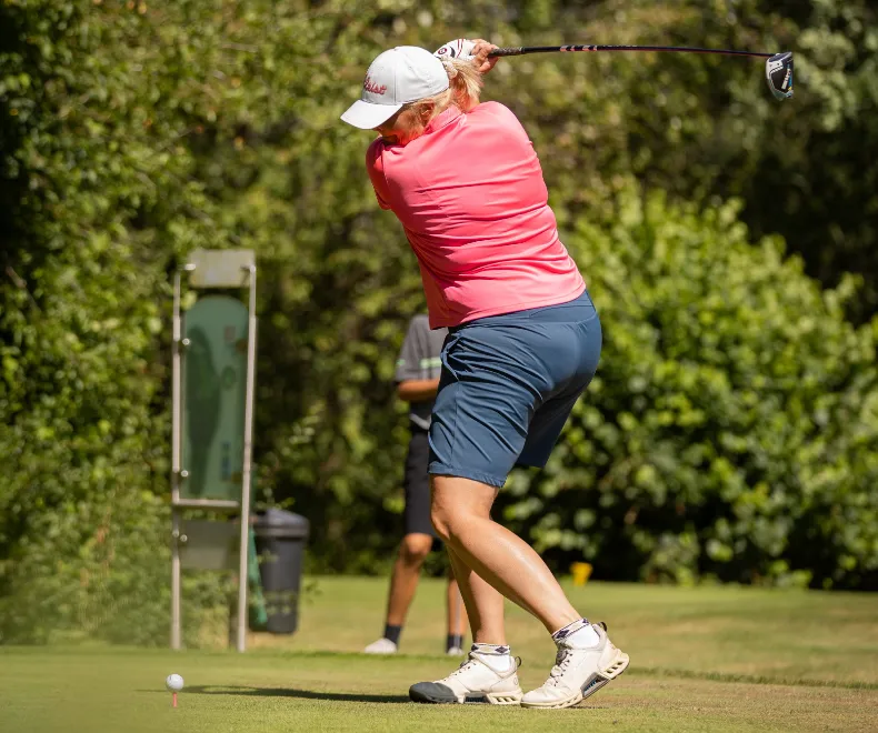 Myriam Riemann gewinnt 34. Oberaulaer Golf Woche