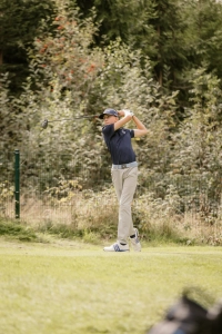 Bobby Blankenburg (GC Kassel) Buttosieger  am Abschlag 16