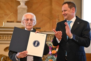 Dr. Leon Weintraub bei der Verleihung der Ehrendoktorwürde