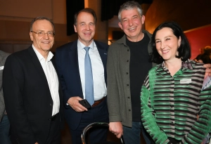 Engagiertes Quartett im Interesse der Region und seiner Menschen  (v.l.): Frank Dittmar (Dittmar Bauprojekte GmbH), Jörg Ludwig Jordan (W.&L. Jordan GmbH), Rainer Holzhauer (Renthof) und Susanne Jordan (Kinderschutzbund, Sektion Kassel).