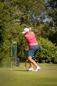 Myriam Riemann am Tee 15