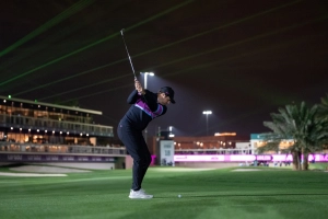 Peter Uihlein beim Schlag vom Fairway an Bahn 18