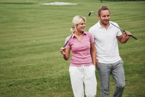 Poloshirts sind zeitlose Klassiker und doch erleben sie mit frischen Schnitten, Formen und Mustern eine wahre Renaissance.