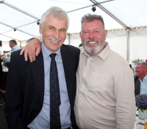Hatte vermutlich die längste Anreise: Ex-Head Pro Trevor Rigby (re.) mit Ex- und Ehrenpräsident Dr. Ernst-Günther Gensch.